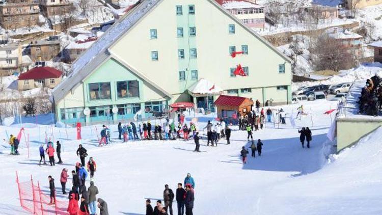 Bitliste kar ve kayak festivali başladı