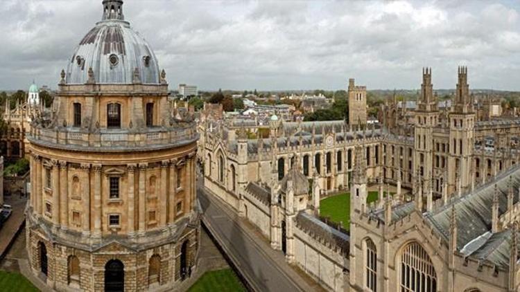 Oxford, 700 yıllık geleneğini bozacak mı