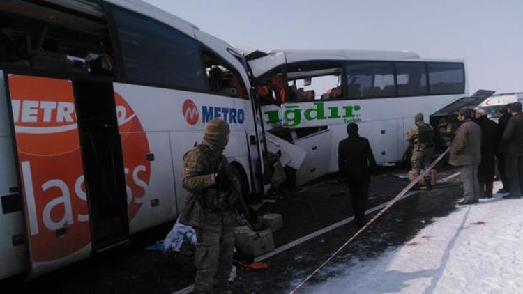 Son dakika: İki yolcu otobüsü kaza yaptı.. Ölü ve yaralılar var
