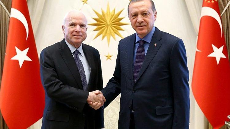 ABDli senatör: ABD, DEAŞı yenmek için Türkiye ile çalışmalı