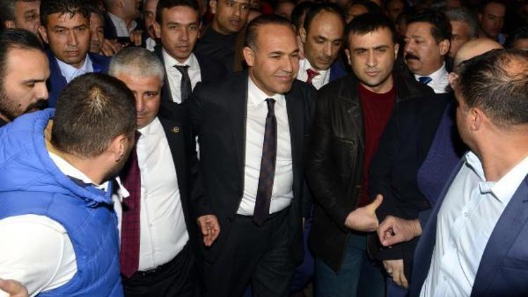 5 yıl hapis cezasını eleştiren Adana Belediye Başkanına, savcılık soruşturması