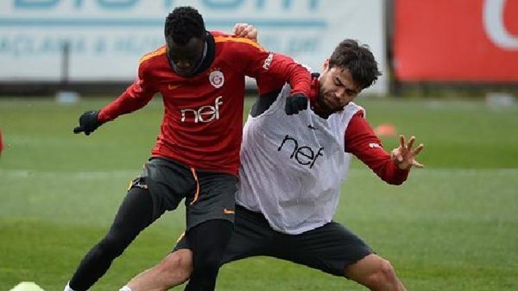 Galatasarayda derbi hazırlıkları sürüyor