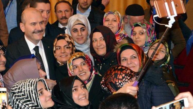 Bakan Soylu, Erzurumda Kılıçdaroğluna: Adamlarını derle topla, terör örgütünün propagandasını yapmasınlar