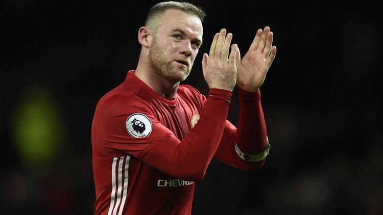 Rooney, Manchester Unitedda kalacak