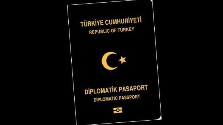 Diplomatik pasaportu olan 136 kişi iltica başvurusunda bulundu