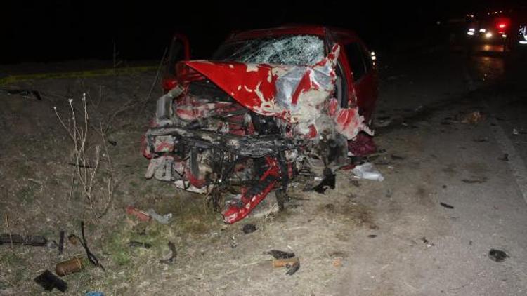 Samsunda trafik kazası: Anne ve oğlu öldü, 6 kişi yaralandı