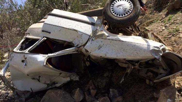 150 metrelik uçuruma yuvarlanan otomobilin sürücüsü öldü