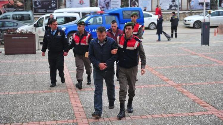 Bursaspor otobüsüne saldıran 6 kişi gözaltına alındı (2)