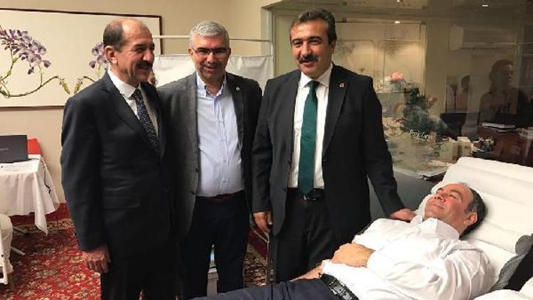 CHP Milletvekili Tümer kan bağışladı
