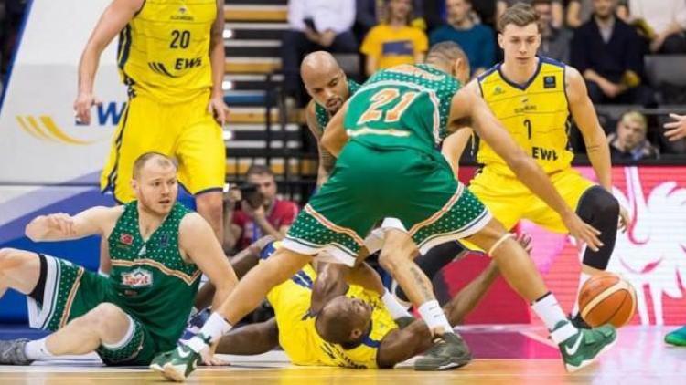 EWE Baskets: 82 - Banvit: 82