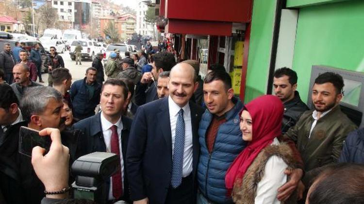 İçişleri Bakanı Soylu, Tuncelide esnaf ziyareti yaptı