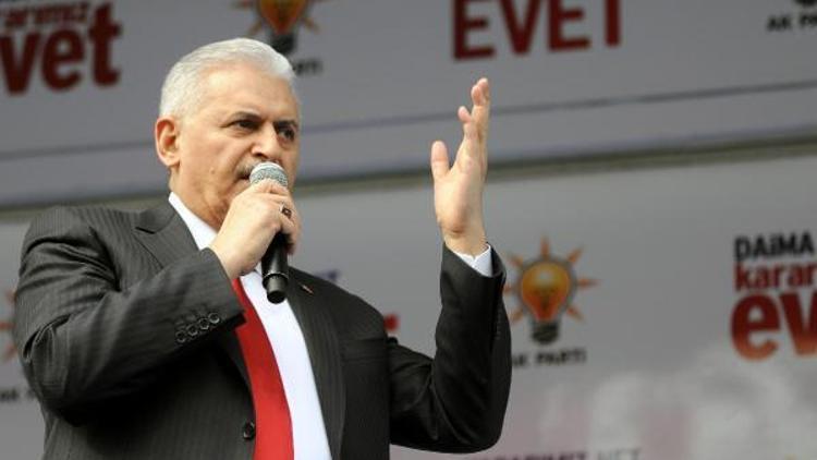 Başbakan Yıldırım: Anayasa değişikliği Erdoğan için değil, her doğan içindir