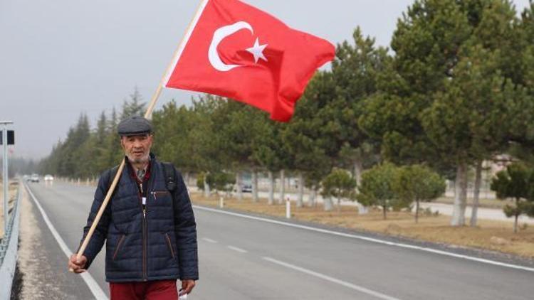 Rüyasında gördüğü Halisdemirin mezarı ziyaret için yola çıktı