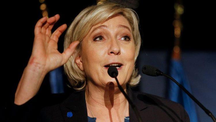 Marine Le Pen’nin dokunulmazlığını kaldırıldı