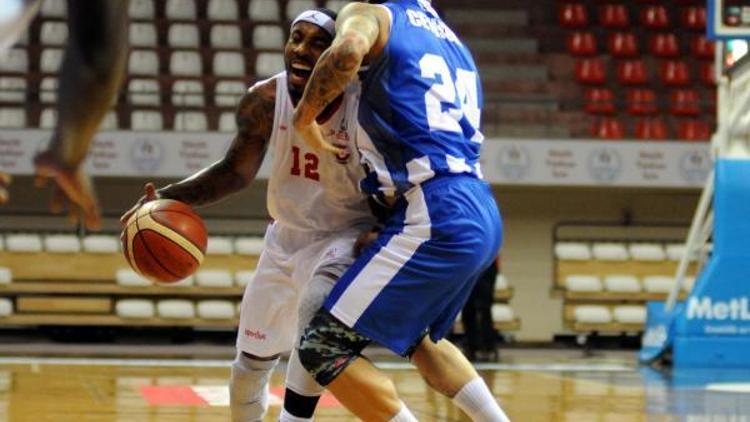 Gaziantep Basketbol-Demir İnşaat Büyükçekmece: 78-67