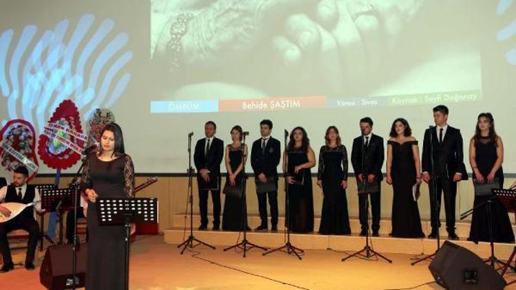 CÜde Türk Halk Müziği konseri