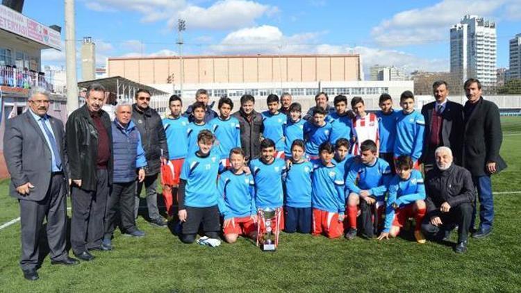 Gölbaşı Belediyespor U14ten Play-Offta ilk galibiyet