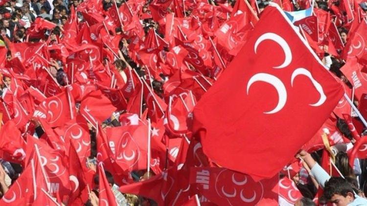 MHPde 20 aydır boş olan koltuğa o isim oturdu