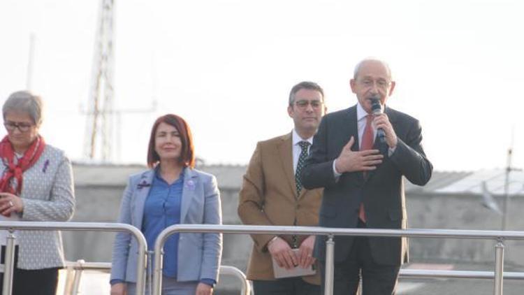 Kemal Kılıçdaroğlu, El Bab şehidinin ailesini ziyaret etti (4)