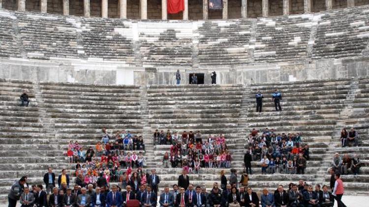 Atatürkün Aspendosa gelişi kutlandı