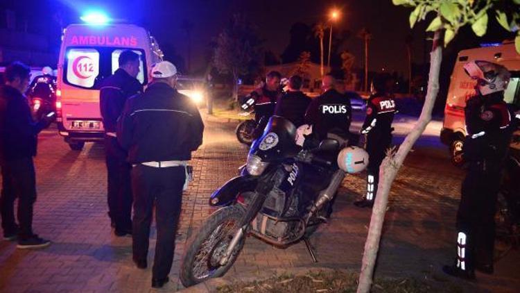 Şüpheli aracın sürücüsü, Yunus ekibinin önüne kırdı; 2 polis yaralandı