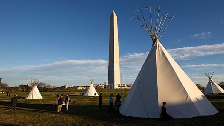 Boru hattı protestosu için Kızılderili çadırı kurdular