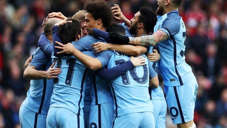 Yarı final biletini Manchester City kaptı