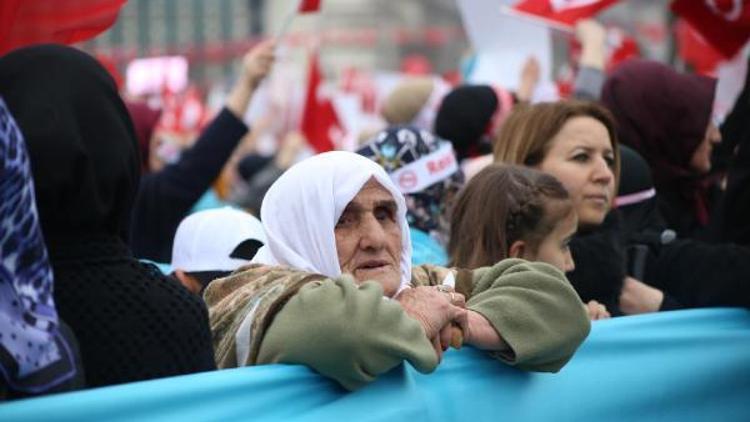 Erdoğan: Hollanda AB ülkesi gibi değil, muz cumhuriyeti gibi davranmıştır (1)