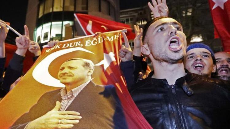 The Times: Türk bakanları yasaklayan ülkeler ikiyüzlü