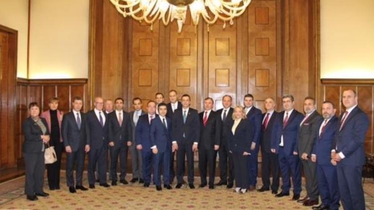 Türk işadamları Başbakan Grindeanu’yu ziyaret etti