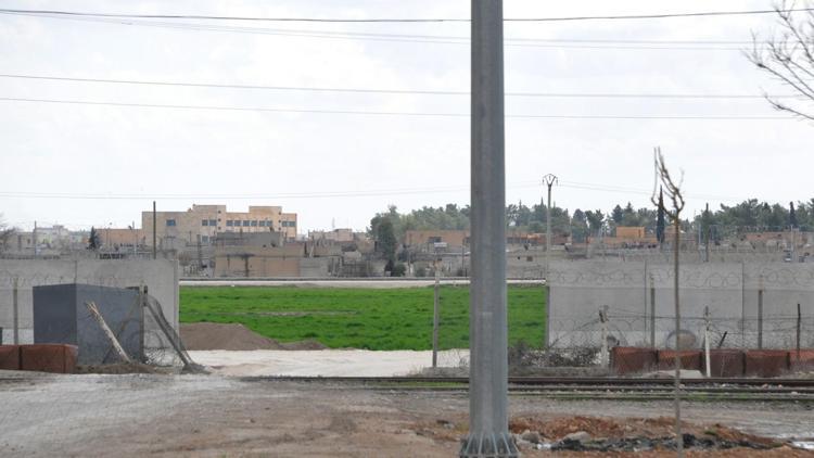 Suriye sınırındaki 4 güvenlik duvarı kaldırıldı