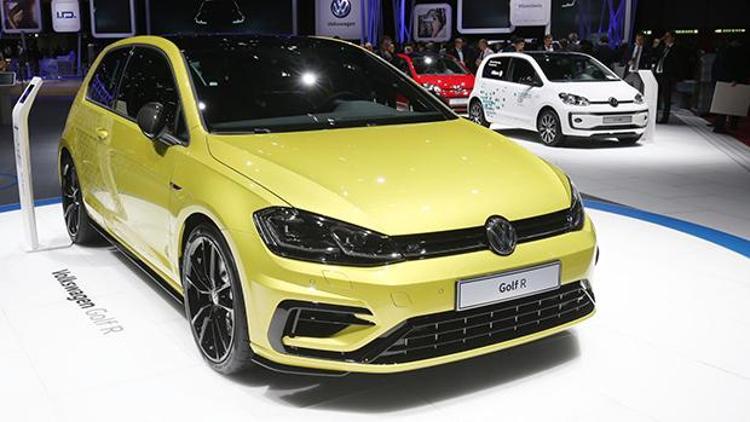 VW Golf R Performance görücüye çıktı