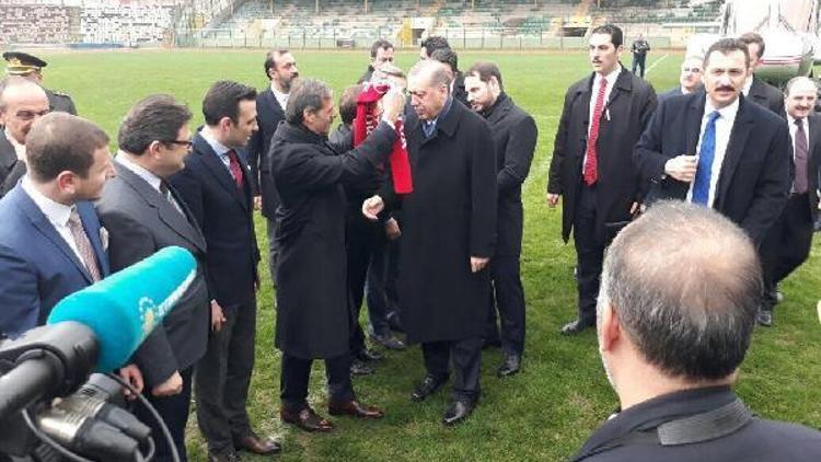 Cumhurbaşkanı Erdoğan, Sakarya Valiliğini ziyaret etti (1)