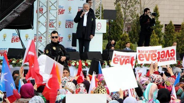 Başbakan Yıldırım: CHP memleketin yalan fabrikası olmuş