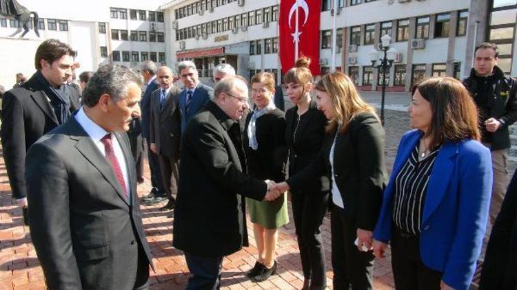 İçişleri Bakan Yardımcısı Öztürk: Alevi kaymakamlar var, 2 emniyet müdürümüz Alevi