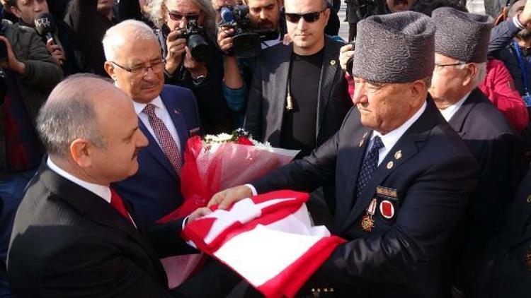 Atatürk’ün Mersin ve Tarsusa gelişi kutlandı