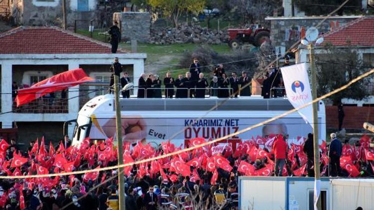 Başbakan Yıldırım, depremzedeleri ziyaret etti, müjde verdi