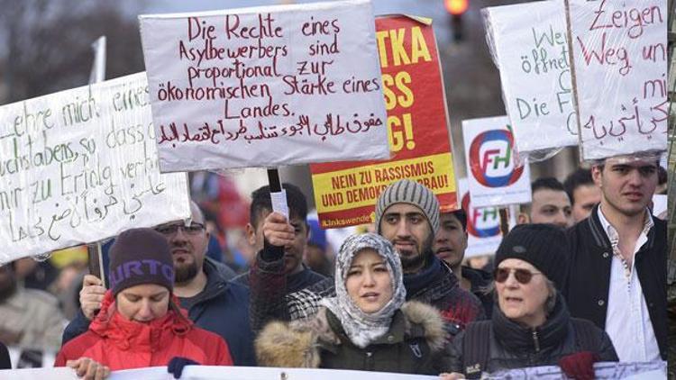 Irkçılığa ve İslamofobiye karşı 3 şehirde protesto