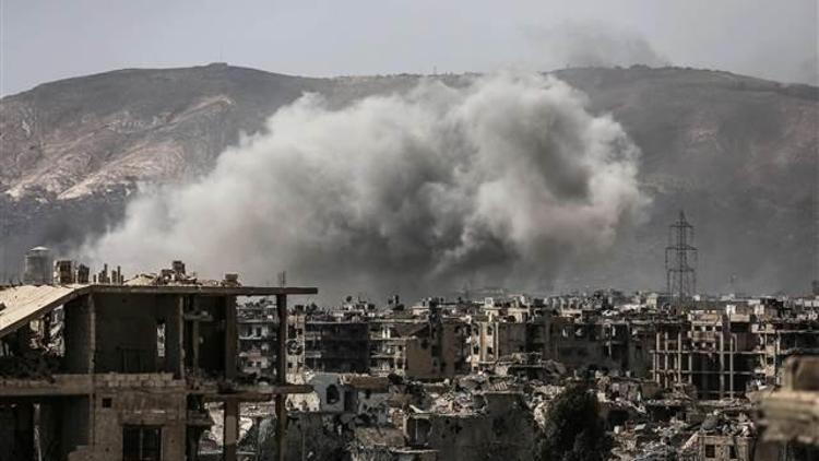 Son dakika: Suriyeden peş peşe çatışma haberleri.. Şehirden ardı ardına bomba sesleri geliyor