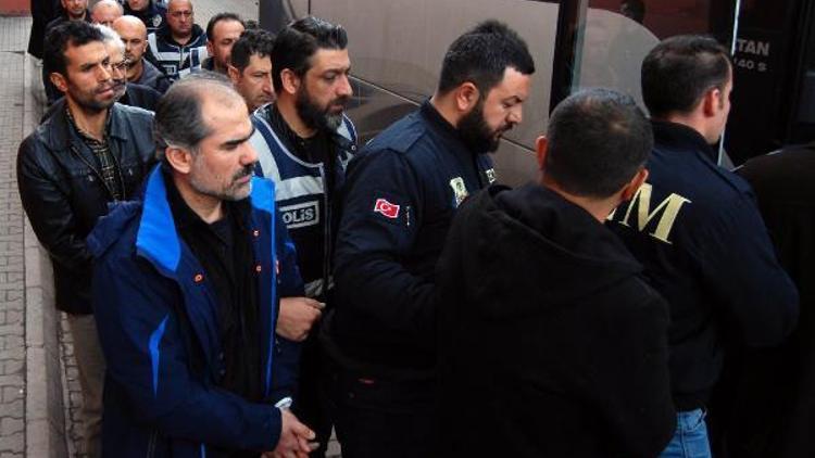 FETÖ’den gözaltına alınan 22 polis memuru adliyeye gönderildi
