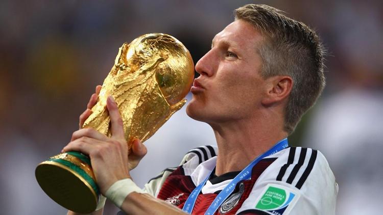 Schweinsteiger ABD yolunda