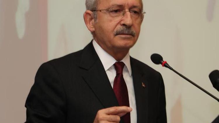Kılıçdaroğlu: Siyasi ahlak kanunu çıkaracaktık, Davutoğlunun ömrü yetmedi