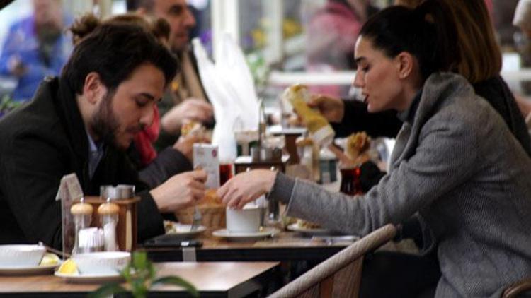 Hande Subaşının öğle yemeği tavuklu pilav