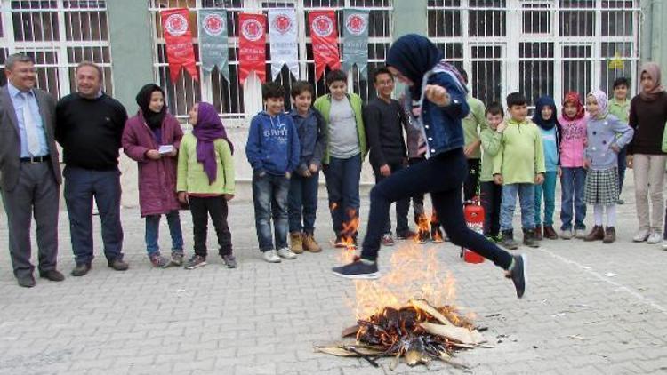 Okulda Nevruz kutlaması