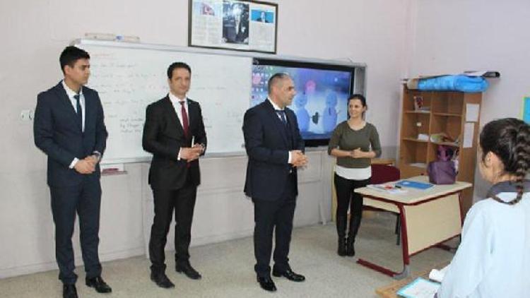 Kırklareli Milli Eğitim Müdürü Aşım, Demirköy’de bulunan okulları ziyaret etti