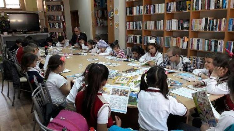 Çanakkalede öğrenciler Kütüphaneler Haftasını kutladı