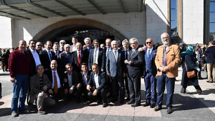 Külliyedeki Rumeli- Balkan buluşmasına İzmirden çıkartma