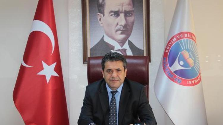 Belediye ve AK Parti ilçe başkanlarından okullarda evet propagandası iddiası