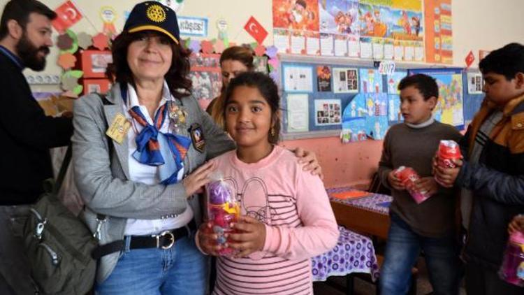 Rotary’den öğrencilere temiz su için destek