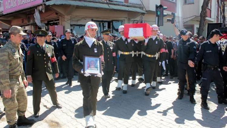 Şehit er Mehmet Acıbucu Osmaniyede soy yolculuğuna uğurlandı